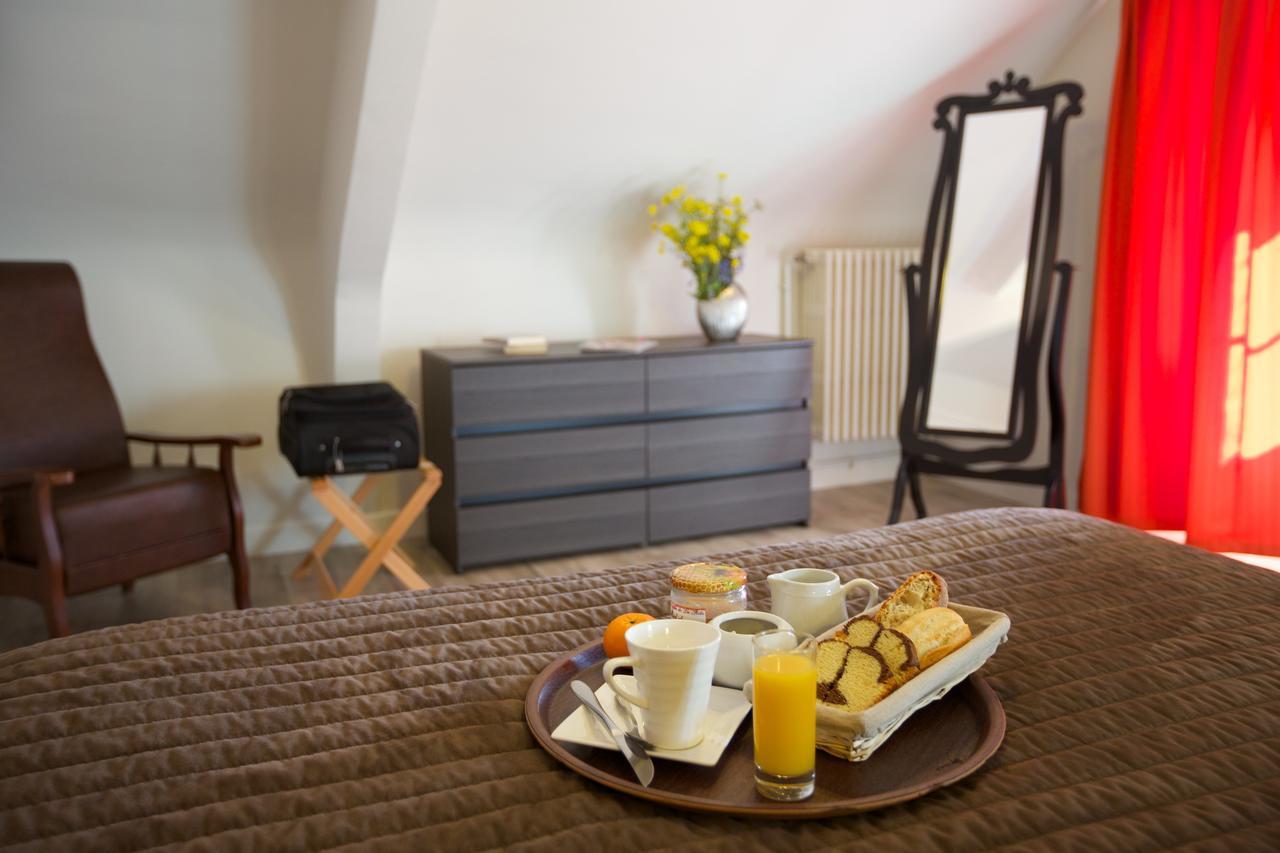 Logis Hotel Le Petit Breuil La Courtine 외부 사진