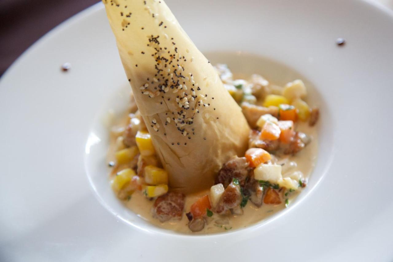 Logis Hotel Le Petit Breuil La Courtine 외부 사진